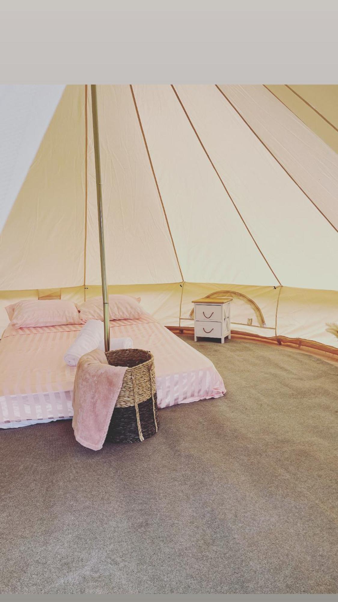 Les Petites Bulles De Massier Hotel Виен Екстериор снимка